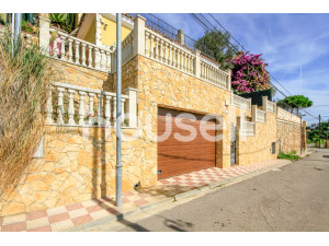 Casa en venta de 285 m² en Calle Petúnies, 17310 Llor...