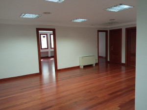 Oficina de 72 m², totalmente acondicionada, en pleno c...