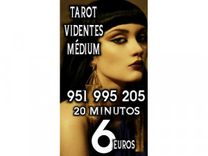 Tarotistas y videntes 20 minutos 6 euros 