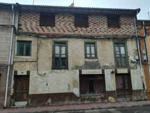 Casa de pueblo en Venta en Barruelo De Santullan Palenc...