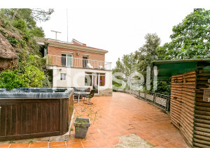 Casa en venta de 302 m² Avenida de Catalunya, 08230 Ma...