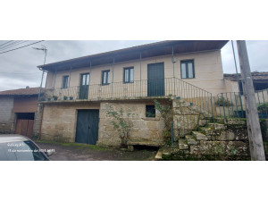Casa de pueblo en Venta en Santo Estevo (Punxin) Orense...