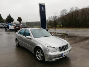 Mercedes CLASE C 200 CDI 116 CV '01