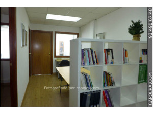 En edificio de oficinas,ubicada en Aribau con Valencia