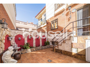 Casa en venta de 182 m² Camino de Zaratán, 47195 Arro...