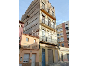 Edificio en venta de 210 m² Calle Pare de Lluís Navar...