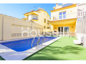 Casa en venta de 232 m² Camino del Serradal, 12100 Cas...