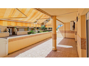 Apartamento en Planta Baja en Villas Frente Marino km 1...