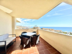 Apartamento con vistas panorámicas al mar