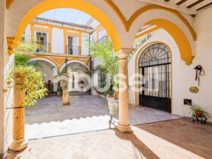 Casa en venta de 1174m² en Calle Menéndez Pelayo, 417...