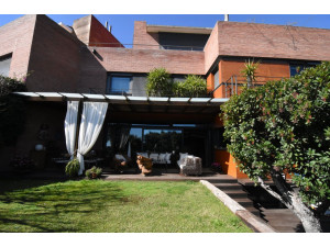Espectacular casa en Pedralbes, con jardín, piscina, g...