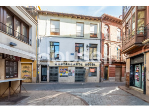 Casa en venta de 369 m² Calle Cardiles, 24003 León