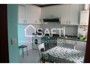 Se vende piso en la zona Norte de Santiago de Compostel...