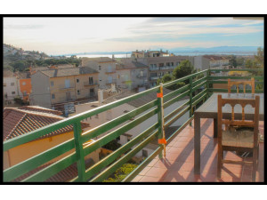 Precioso apartamento con vistas al mar en Mas Oliva de ...