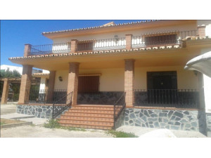Villa en venta en Villanueva del Trabuco