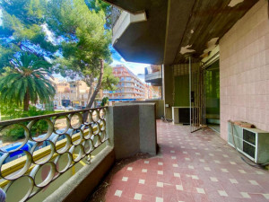 Amplio piso en el centro de Tortosa a reformar