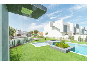 Complejo residencial obra nueva en Torrevieja (Costa Bl...
