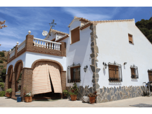 Villa de 3 dormitorios en Competa alquiler vacacional