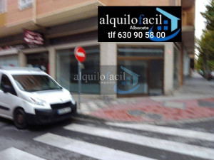 SE ALQUILA LOCAL - PADRE ROMANO - 90 METROS - 750 €