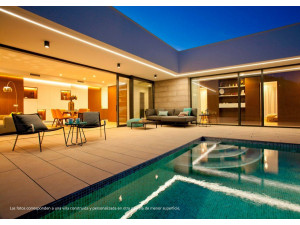 Villa moderna con piscina privada a la venta en Benitac...