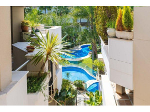 Estupendo Apartamento en Nueva Andalucía, Marbella