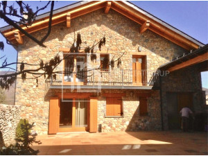 Casa en venta en Bellver de Cerdanya
