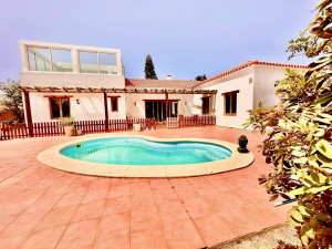 Villa de Lujo en Villaverde con piscina!
