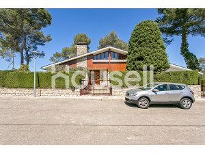 Chalet en venta de 376 m² Calle del Castell, 08787 Pob...