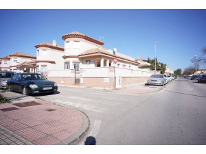 CH675. HOUSE FOR RENT IN ROTA. CLOSE BEACH. 1600.-€