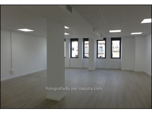 Oficinas en calle Aragón en edificio exclusivo