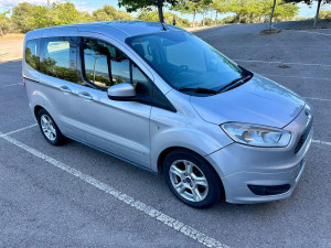 Ford Tourneo Courier 1.0i 