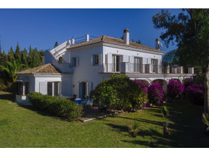 Villa en venta en San Pedro de Alcántara (Marbella)