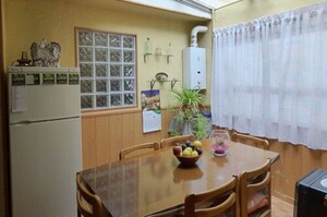Casa Unifamiliar de 2 plantas y Garajes Albacete 