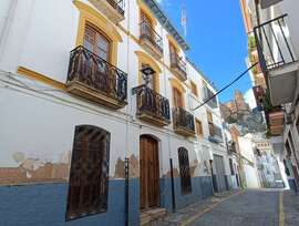 Casa adosada en Montefrío