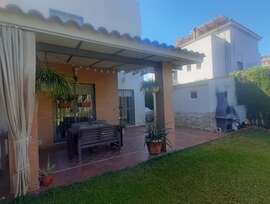 Chalet en Almensilla