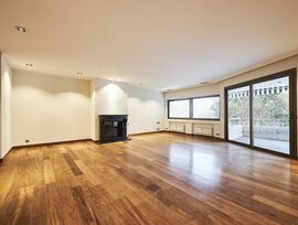 Piso reformado de lujo situado en una de las mejores urbanizaciones de Madrid