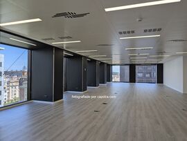 Oficina en alquiler en la Avenida Diagonal de Barcelona (M.Cristina)