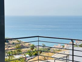 Villas de lujo  de estilos modernos en la urbanización Balcones del Peñoncillo en Torrox Costa.