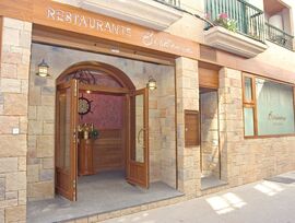 Alquiler de local comercial-restaurante en Cangas. Zona del muelle marítimo, Cangas de Morrazo