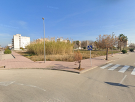 PARCELA URBANA EN PILES
