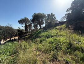 Parcela con vistas a la montaña en Calonge, Costa Brava, Girona.