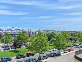 Entre el Campo de Golf y el Hospital Puerta de Hierro