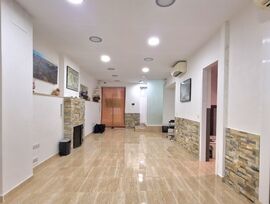 Estudio estudio-ofis en el centro