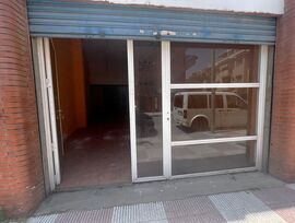 Local comercial en barrio Can Sapata