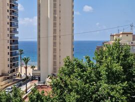Estudio tipo loft en 2ª línea de Playa Levante en Benidorm