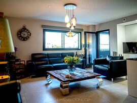 Elegante y luminoso apartamento con las mejores calidades en  Av. Mar de Alborán, Los Alamos, Torremolinos