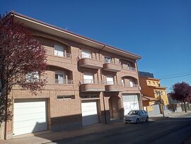 PISO EN CELLA CUATRO HABITACIONES, EN OBRA  A TERMINAR