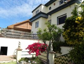 Maravillosa casa-chalet a 4 vientos de 400 m, en Pineda de Mar (Pinemar). Piscina y vistas panorámicas.