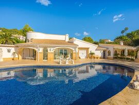 VILLA EN URBANIZACION SAN JAIME - BENISSA