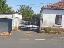 Casa para rehabilitar de planta Baja en el corazón de Dorneda - Oleiros